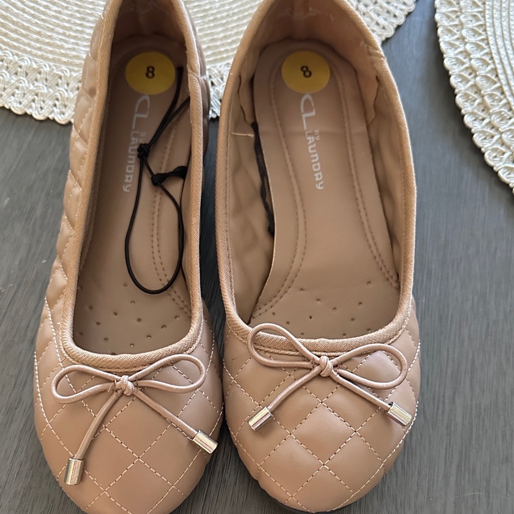 CL by Laundry Quilted Nude/Tan Ballet Flats with Bow